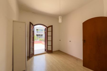 Casa para alugar com 275m², 4 quartos e 3 vagas Casa para alugar com 275m², 4 quartos e 3 vagasQuarto 2