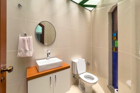 Casa para alugar com 275m², 4 quartos e 3 vagas Casa para alugar com 275m², 4 quartos e 3 vagasÁrea de serviço