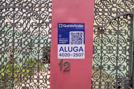 Casa para alugar com 275m², 4 quartos e 3 vagas Casa para alugar com 275m², 4 quartos e 3 vagasYACP-301