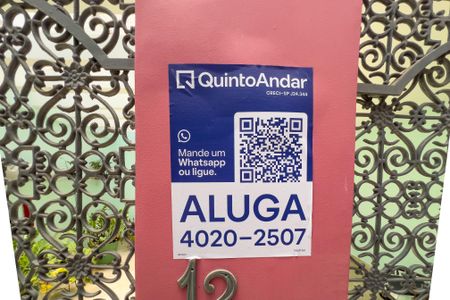 Casa para alugar com 275m², 4 quartos e 3 vagas Casa para alugar com 275m², 4 quartos e 3 vagasYACP-301