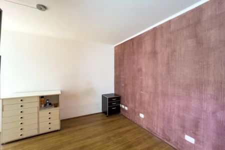 Casa para alugar com 275m², 4 quartos e 3 vagas Casa para alugar com 275m², 4 quartos e 3 vagasQuarto 1