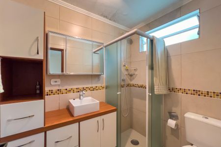 Casa para alugar com 275m², 4 quartos e 3 vagas Casa para alugar com 275m², 4 quartos e 3 vagas Banheiro do quarto 1