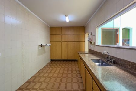 Casa para alugar com 275m², 4 quartos e 3 vagas Casa para alugar com 275m², 4 quartos e 3 vagasCozinha