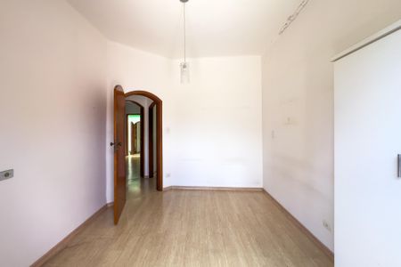 Casa para alugar com 275m², 4 quartos e 3 vagas Casa para alugar com 275m², 4 quartos e 3 vagasQuarto 2