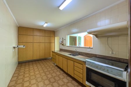 Casa para alugar com 275m², 4 quartos e 3 vagas Casa para alugar com 275m², 4 quartos e 3 vagasCozinha