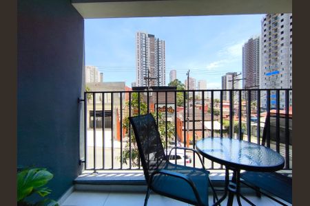 Studio para alugar com 27m², 1 quarto e sem vaga Studio para alugar com 27m², 1 quarto e sem vagaVaranda