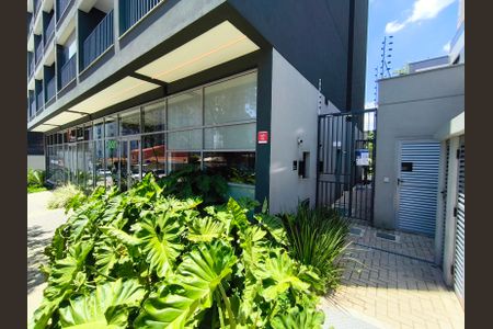 Studio para alugar com 27m², 1 quarto e sem vaga Studio para alugar com 27m², 1 quarto e sem vagaFachada + Plaquinha