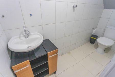 Banheiro  de casa para alugar com 1 quarto, 40m² em Parque das Jabuticabeiras, Diadema