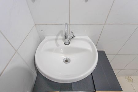 Banheiro  de casa para alugar com 1 quarto, 40m² em Parque das Jabuticabeiras, Diadema