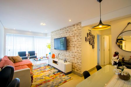 Sala de apartamento à venda com 2 quartos, 72m² em Vila Assunção, Santo André