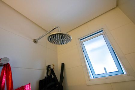 Apartamento à venda com 72m², 2 quartos e 1 vaga Apartamento à venda com 72m², 2 quartos e 1 vagaBanheiro do quarto 2