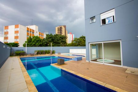 Apartamento à venda com 72m², 2 quartos e 1 vaga Apartamento à venda com 72m², 2 quartos e 1 vagaÁrea comum - Piscina