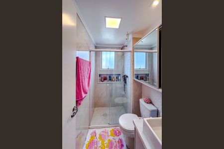 Apartamento à venda com 79m², 2 quartos e 2 vagasBanheiro da Suíte