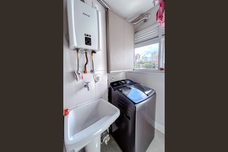 Apartamento à venda com 79m², 2 quartos e 2 vagasÁrea de Serviço