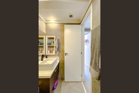 Apartamento à venda com 79m², 2 quartos e 2 vagasBanheiro