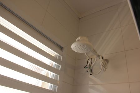 Casa para alugar com 62m², 2 quartos e 2 vagasBanheiro