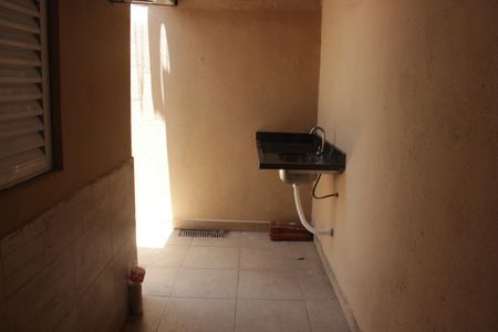 Casa para alugar com 62m², 2 quartos e 2 vagasÁrea de Serviço