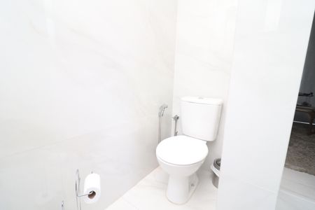 Apartamento à venda com 235m², 4 quartos e 2 vagasBanheiro da Suíte