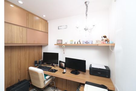 Apartamento à venda com 235m², 4 quartos e 2 vagasQuarto 1