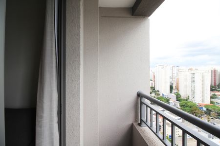 Varanda de apartamento à venda com 1 quarto, 25m² em Vila Nova Conceição, São Paulo