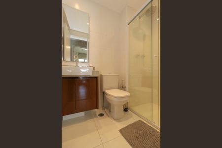 Apartamento à venda com 85m², 2 quartos e 3 vagasBanheiro