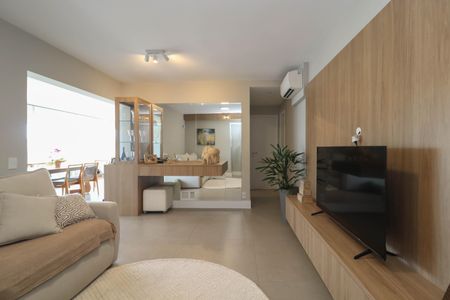 Sala de apartamento à venda com 2 quartos, 85m² em Pinheiros, São Paulo