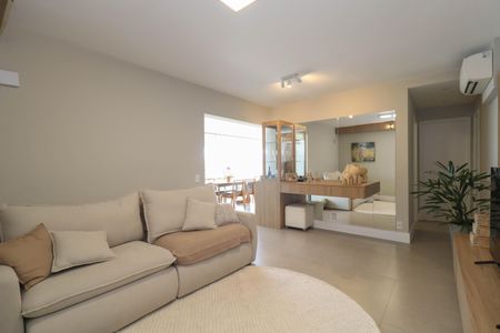 Sala de apartamento à venda com 2 quartos, 85m² em Pinheiros, São Paulo