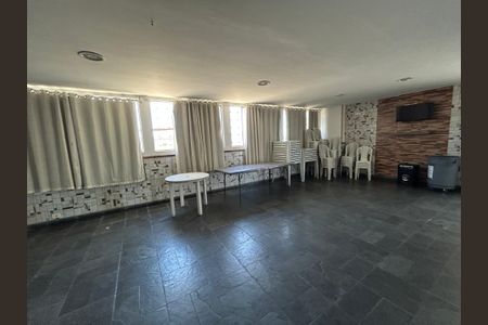 Apartamento para alugar com 70m², 2 quartos e 1 vagaÁrea comum - Salão de festas
