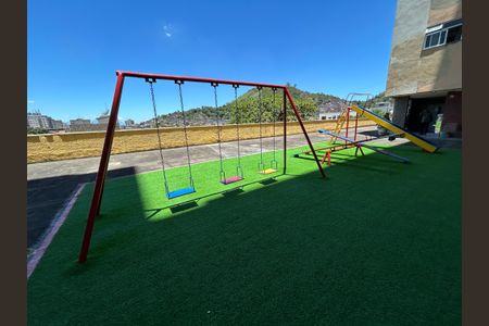 Apartamento para alugar com 70m², 2 quartos e 1 vagaÁrea comum - Playground