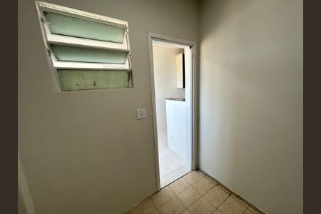 Apartamento para alugar com 70m², 2 quartos e 1 vagaQuarto de Serviço