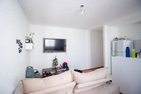 Sala de apartamento para alugar com 2 quartos, 50m² em Chácara Contagem, Contagem