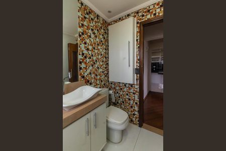 Apartamento à venda com 70m², 2 quartos e 1 vaga Apartamento à venda com 70m², 2 quartos e 1 vagaBanheiro