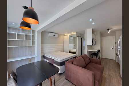 Studio para alugar com 36m², 0 quarto e 1 vagaSacada