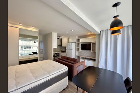 Studio para alugar com 36m², 0 quarto e 1 vagaSacada