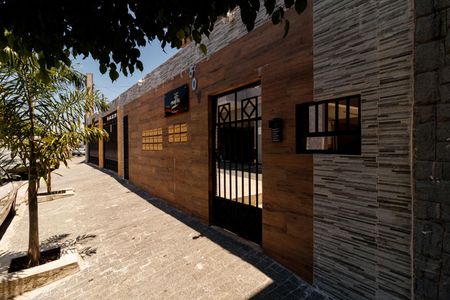 Apartamento para alugar com 55m², 2 quartos e sem vagaFachada