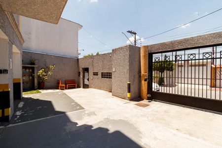 Apartamento para alugar com 55m², 2 quartos e sem vagaÁrea comum