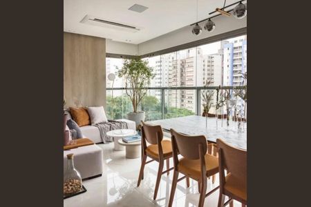 Apartamento à venda com 2 quartos, 95m² em Vila Olímpia, São Paulo