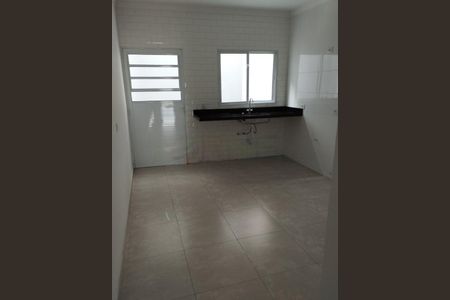 Casa à venda com 3 quartos, 120m² em Vila Roque, São Paulo