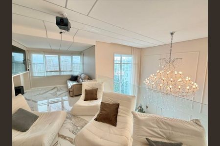 Apartamento à venda com 4 quartos, 212m² em Jardim Morumbi, São Paulo