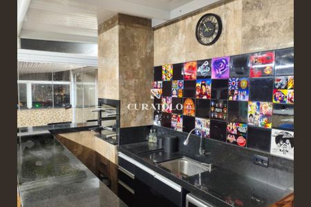 Apartamento à venda com 156m², 2 quartos e 1 vaga