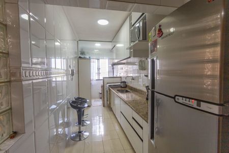 Apartamento à venda com 70m², 2 quartos e 1 vagaCozinha 
