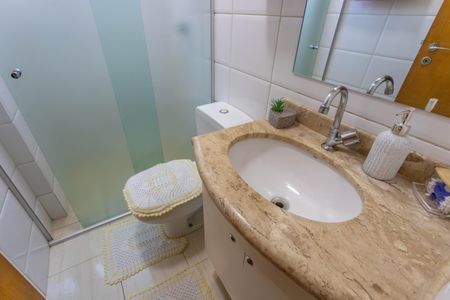 Apartamento à venda com 70m², 2 quartos e 1 vagaBanheiro 
