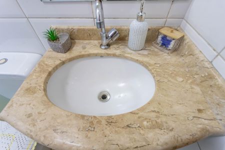 Apartamento à venda com 70m², 2 quartos e 1 vagaBanheiro 