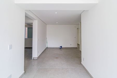 Sala de apartamento para alugar com 2 quartos, 66m² em Ferreira, São Paulo