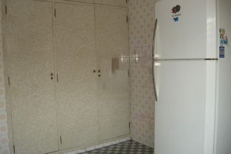 Casa à venda com 3 quartos, 335m² em Caxingui, São Paulo