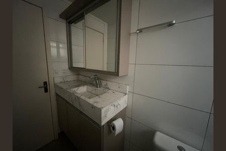 Apartamento para alugar com 61m², 2 quartos e 1 vaga Apartamento para alugar com 61m², 2 quartos e 1 vagaBanheiro