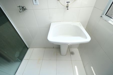 Apartamento para alugar com 67m², 2 quartos e 1 vagaÁrea de Serviço