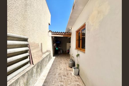 Casa para alugar com 65m², 3 quartos e 2 vagasPátio