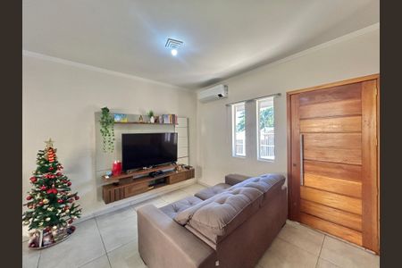 Casa para alugar com 65m², 3 quartos e 2 vagasSala