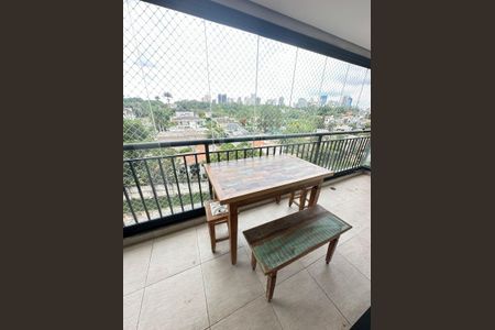 Apartamento à venda com 81m², 2 quartos e 2 vagasVaranda